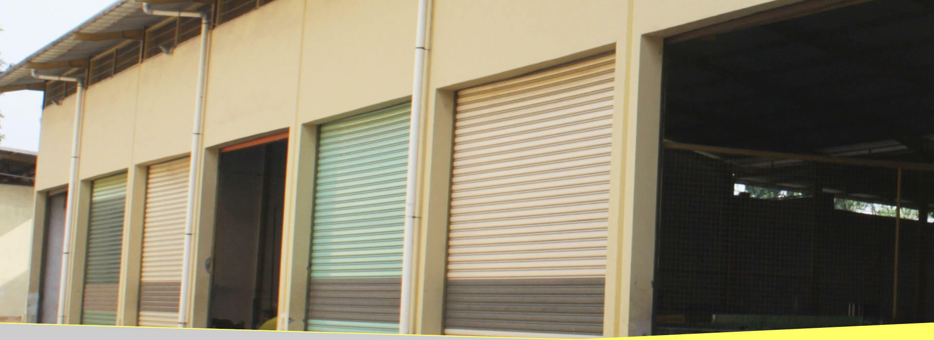 Instalasi automatic rolling door Davy Primatehnik